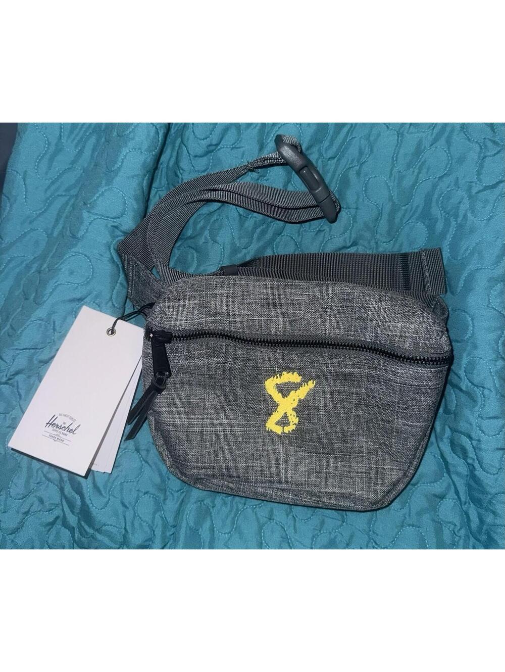 Herschel Fifteen Waist Fanny Pack Grey New W/Tags
